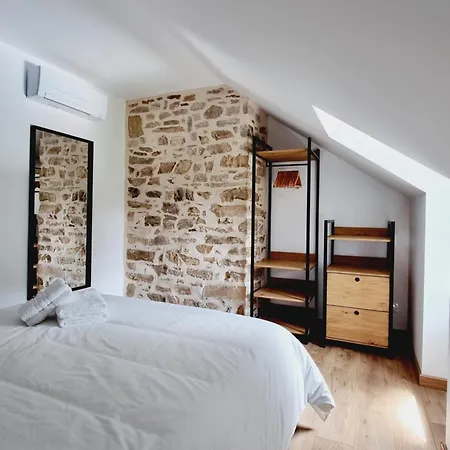 Gite Le Chambougeal Avec Spa Privatif Lagraulière Exterior foto